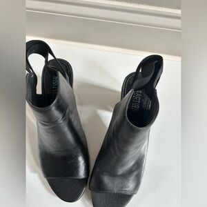 Kenneth Cole Reaction Black Leather Ankle Booties
